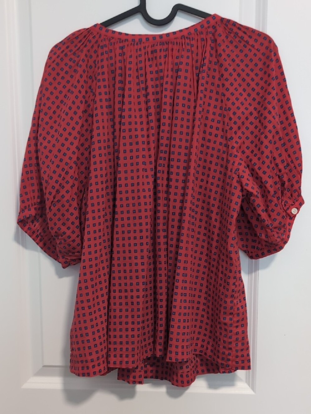 GAP Women's Red Patterned Button-Front Puff Sleeve Blouse - Picture 6 of 8
